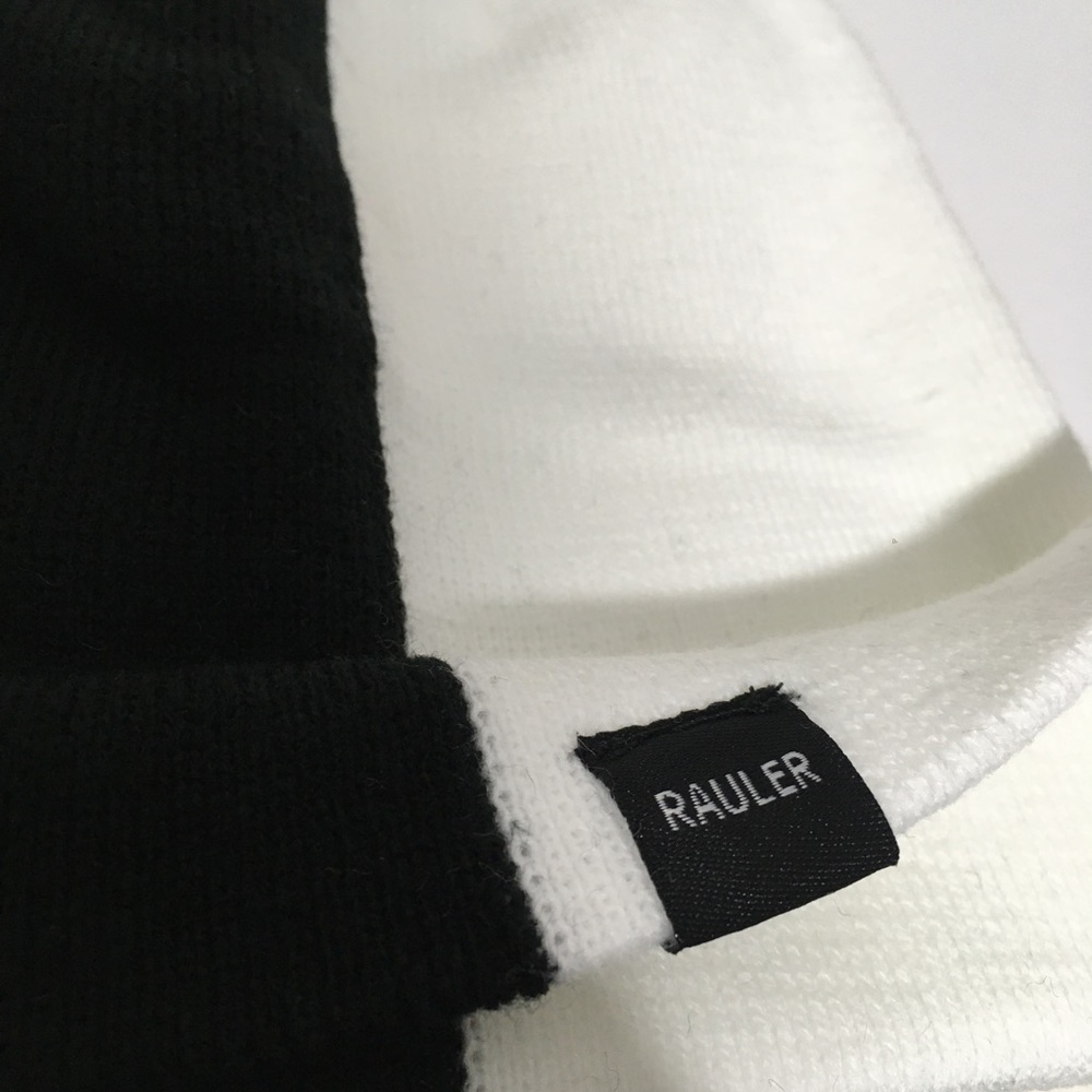 Half Black White 2 Two Tone Beanie Knit Cap Hat - Picture 4 of 4